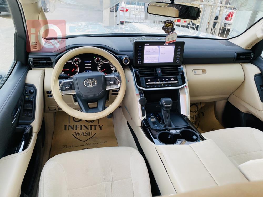 تويوتا لاندكروزر